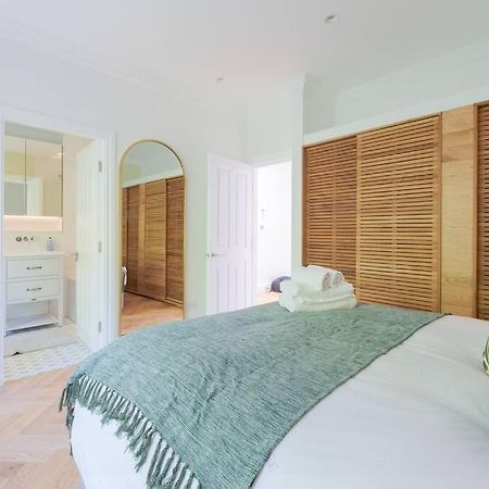 Stunning Two Bed Apartment Rh8 London Bagian luar foto